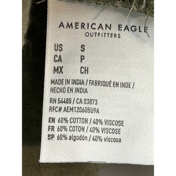 American Eagle Blouse Womens Small Peplum‎ Long Sleeve Textured Keyhole Back Top - Picture 6 of 9